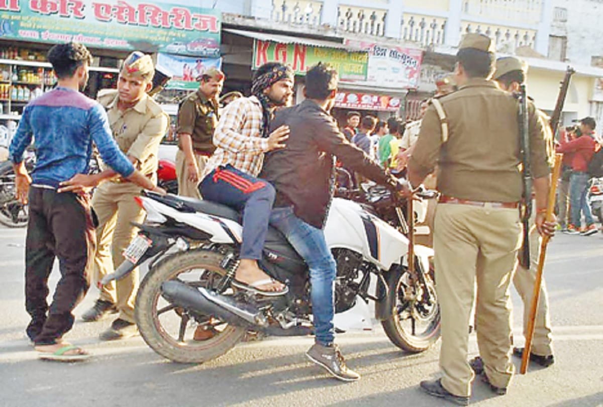 policeman dragged 100 meters in Ghaziabad