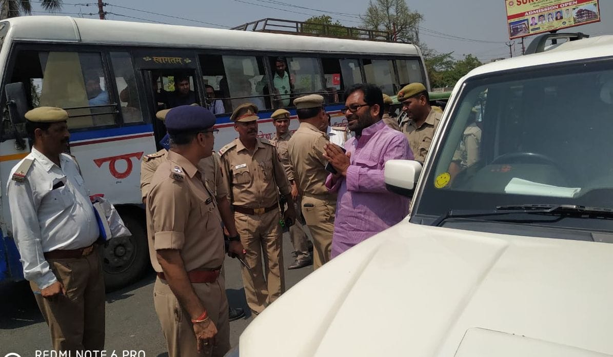 एसपी हुए सख्त तो हाथ जोड़ने लगे सपा नेता