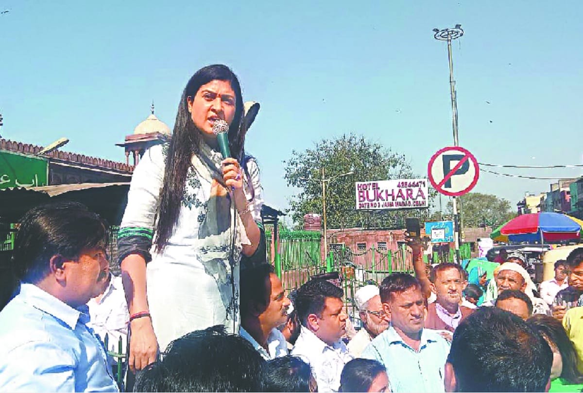 Aam Aadmi Party MLA Alka Lamba opinion of people of delhi