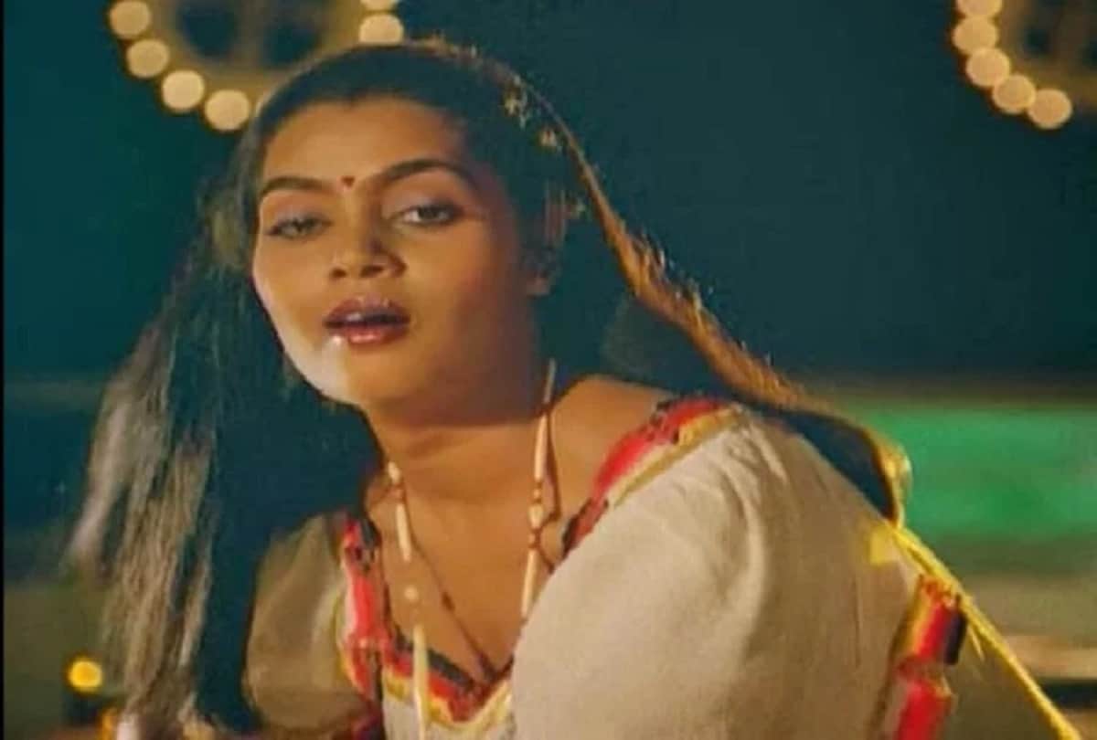 divya bharti 26 death anniversary and her life mystry