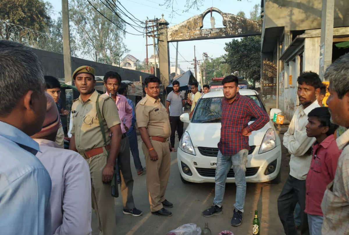 acid attack on women police constable in Mathura