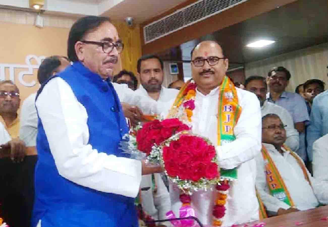 bsp leader Jagdish gautam joins bjp lok sabha election 2019