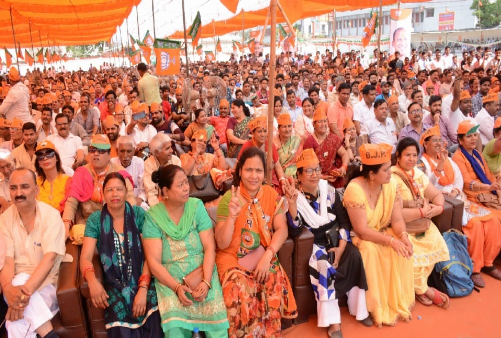 Lok sabha election 2019 In Roorkee rally Uttarakhand leaders praised cm yogi adityanath work 