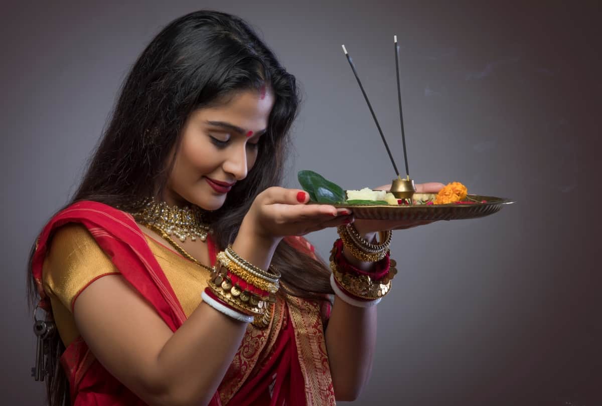 Navratri 2019 avoid these clothes to wear in Navratri