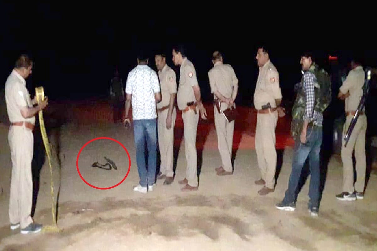 Saharanpur, two crooks shot by deoband police encounter and again arrested two accused