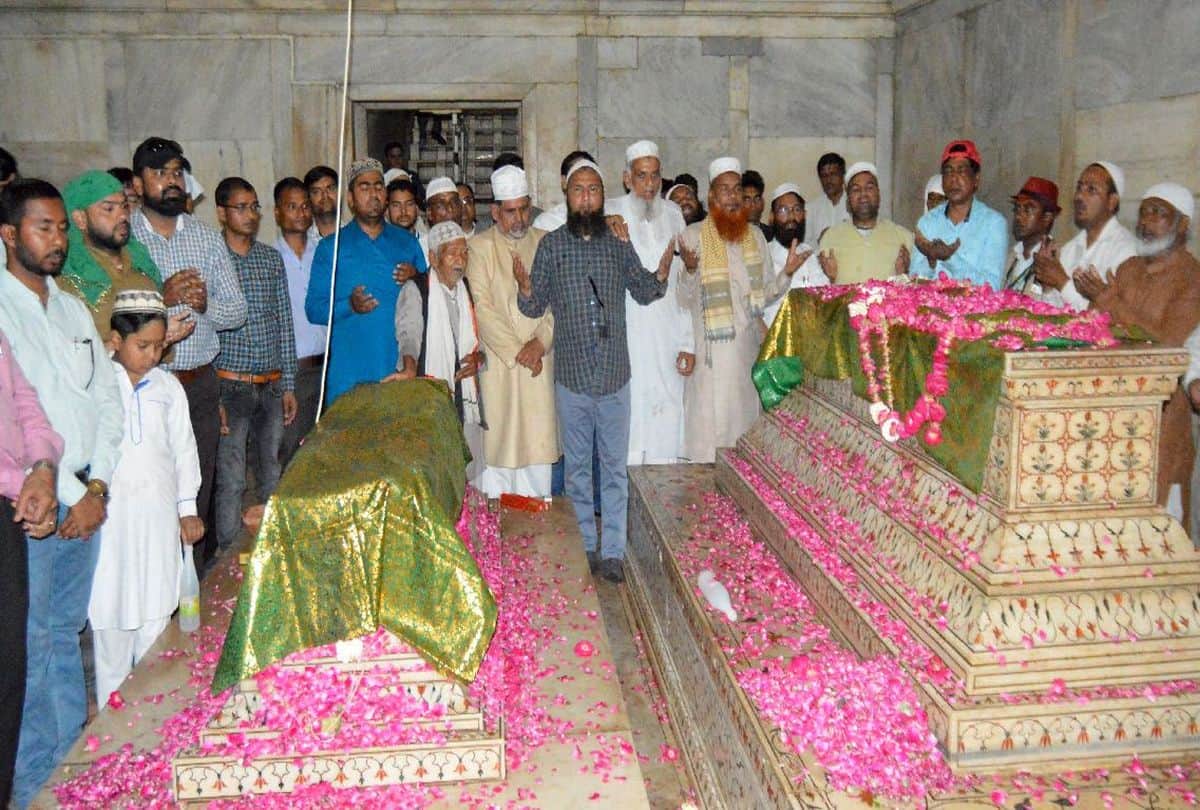 taj mahal urs Tribute to Pulwama martyrs