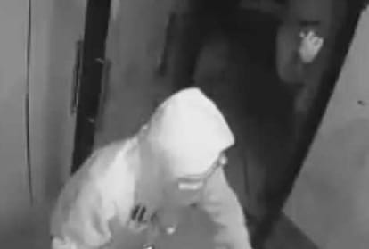 Badmash overthrown ATM in Barwala