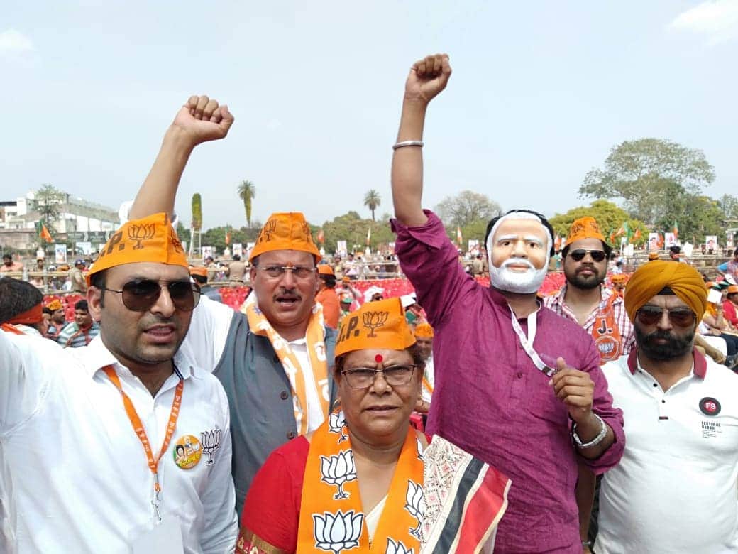 Lok sabha elections 2019 old ladies and youths crowd in pm modi dehradun rally