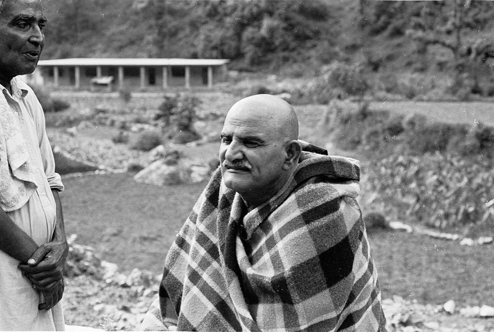 World Famous Neem karoli Baba kainchi dham many miracle sthapna diwas 2019 
