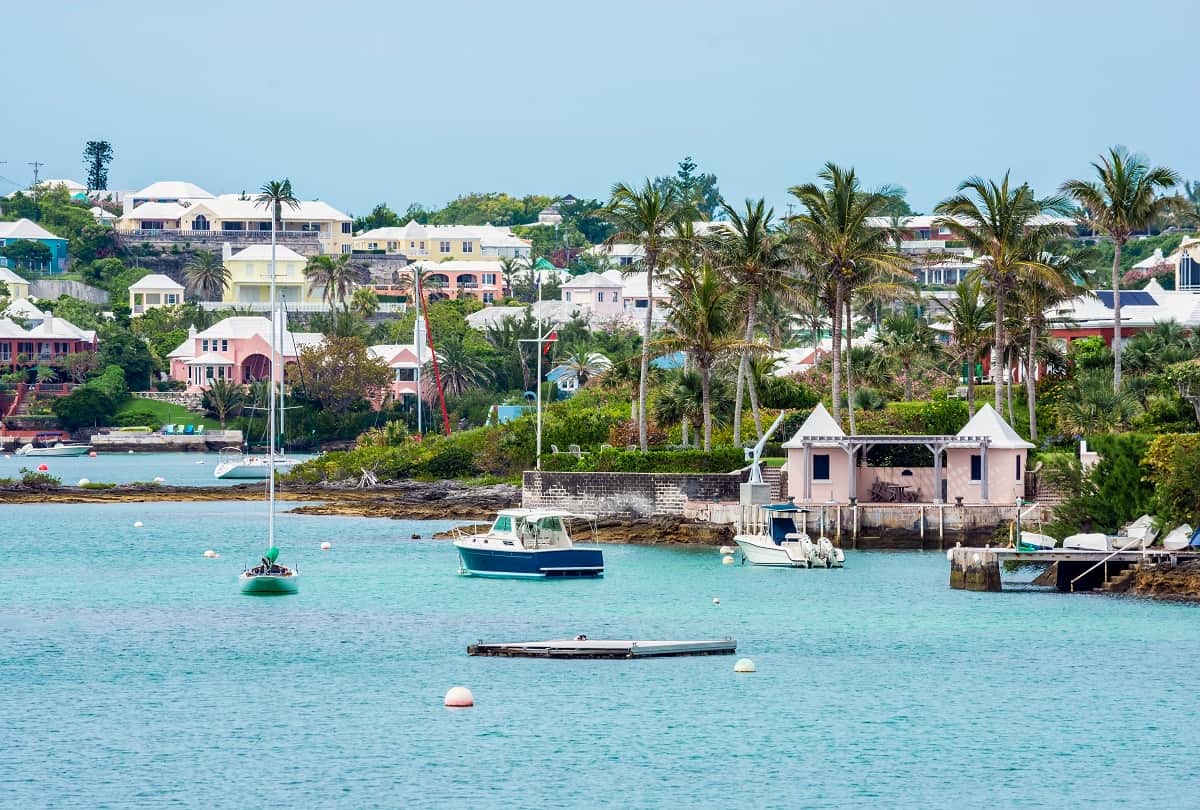 worlds Seven countries where people do not have to pay income tax