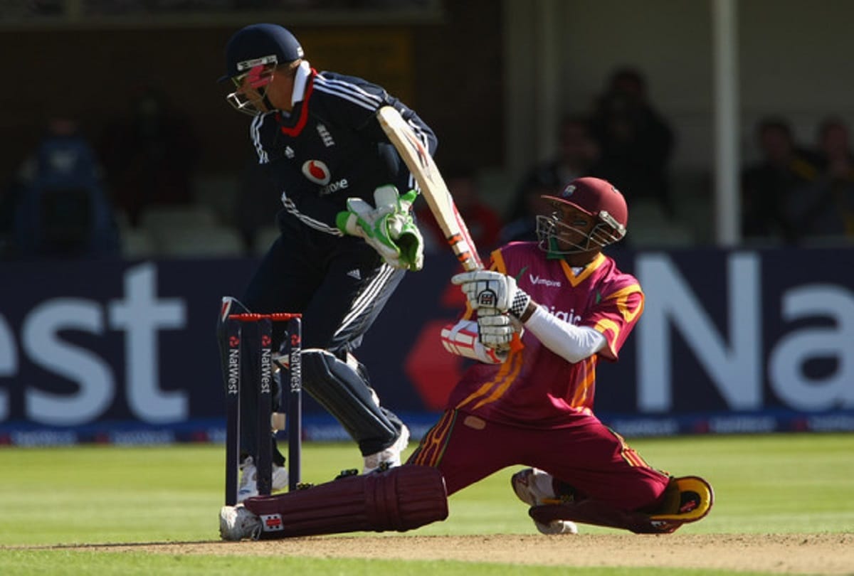 44 year old Shivnarine Chanderpaul smashes double century in T20