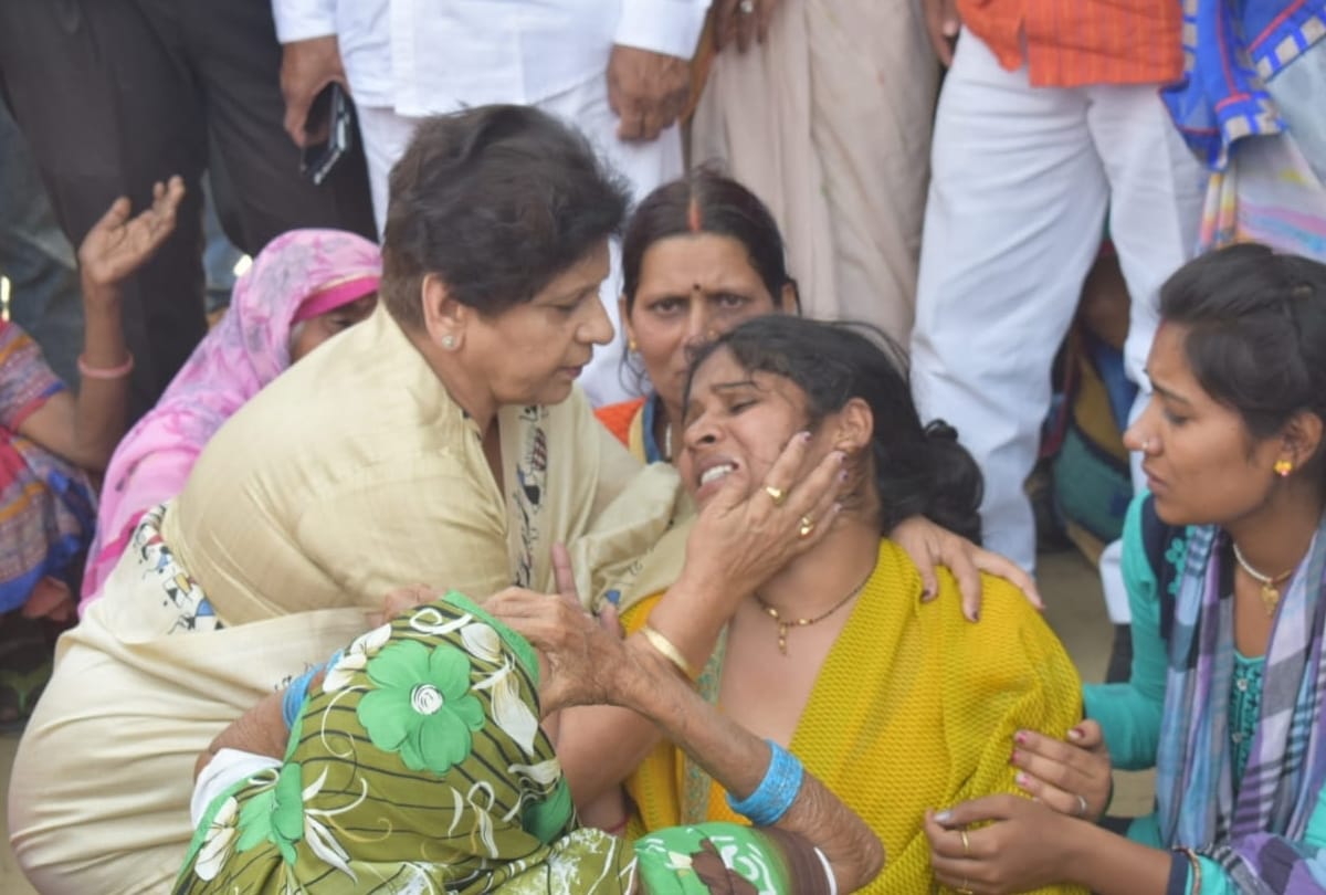 post mortem  of mahant's dead body at midnight