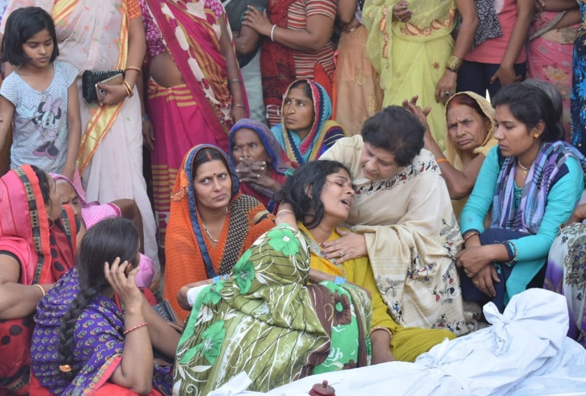 post mortem  of mahant's dead body at midnight