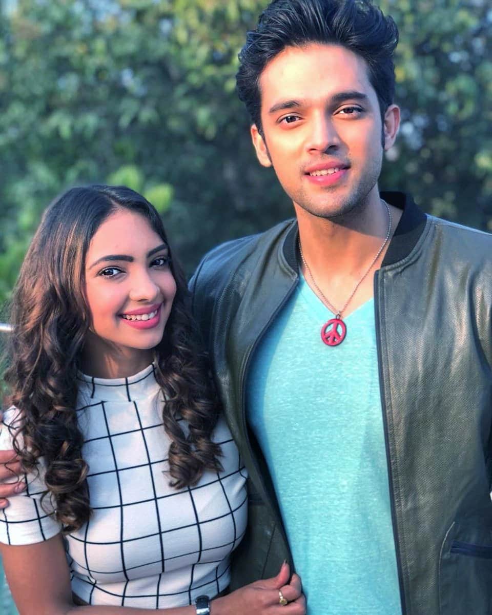 Kasautii Zindagii Kay 2 actress Pooja Banerjee reaction on  Liplock Video Viral with parth samthaan