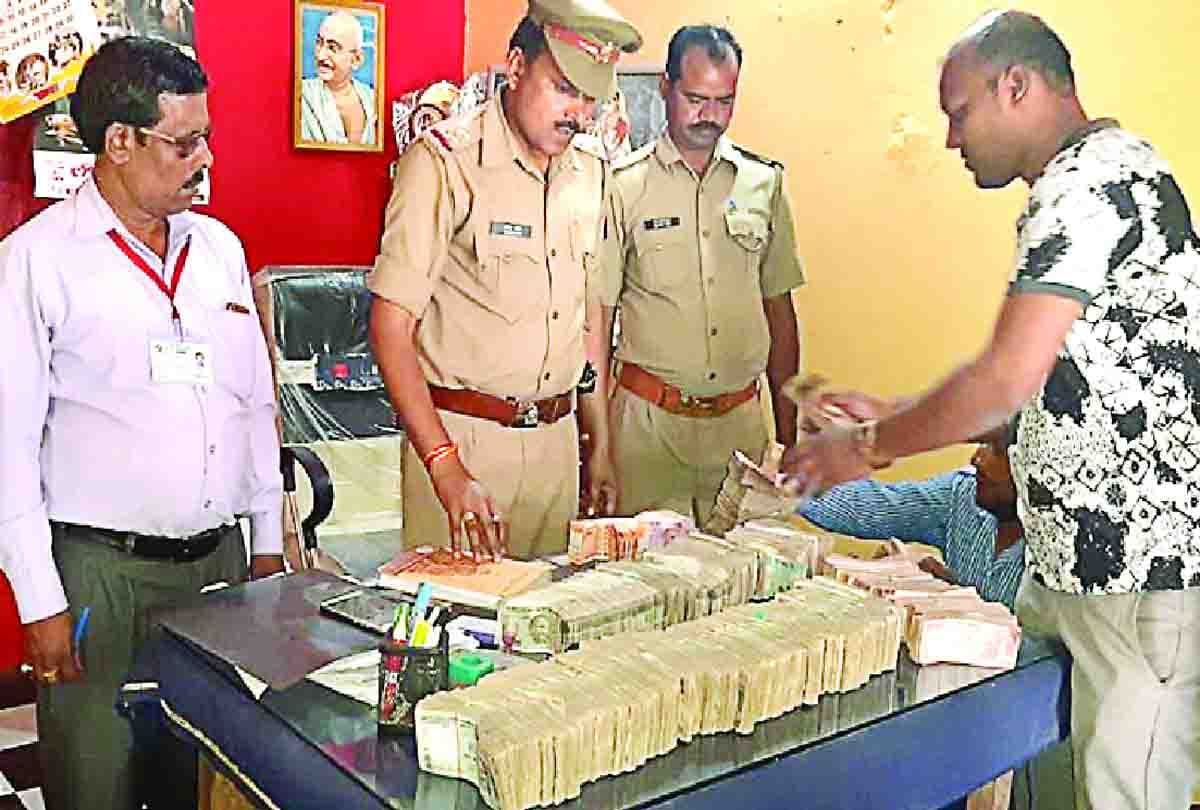 police caught five kg silver and cash before lok sabha elections 2019