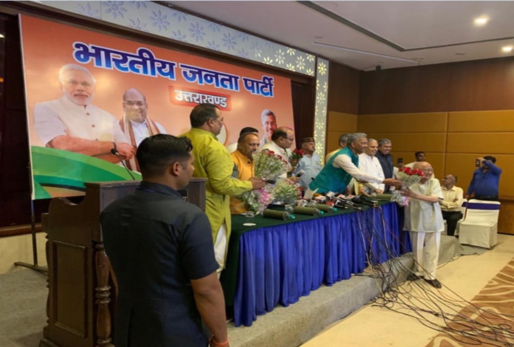 Lok sabha elections 2019 Kedar Singh Fonia join bjp and attack on manish khanduri