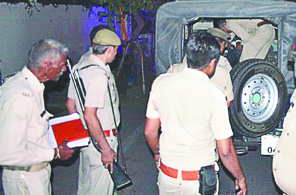 Four dead in two road accidents