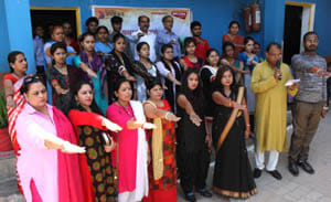 woman most role in devlopment of nation and home