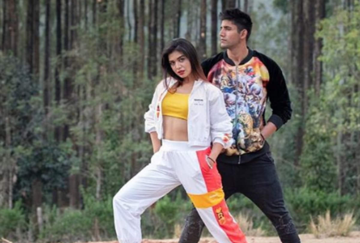 Actress Divya Agarwal lashed out at those trolling her for posting a glamorous photo days after her father death