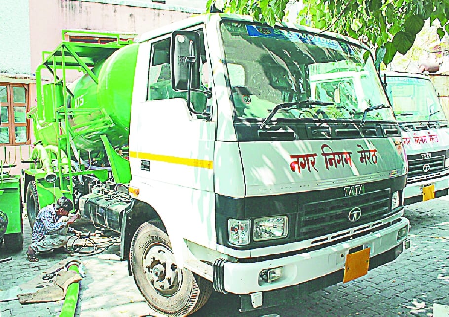 Sewer jetting machines before they open