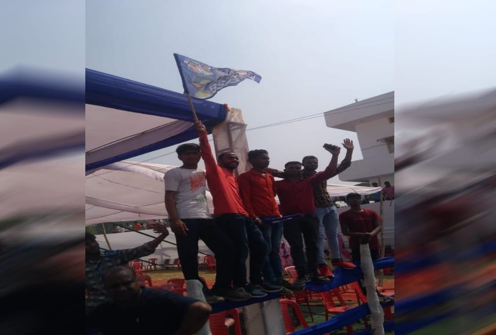 Lok sabha elections 2019 bsp supporters dance in mayawati public meeting at roorkee