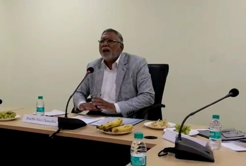 Urdu University Vice Chancellor gives clearification on food served in hostel.