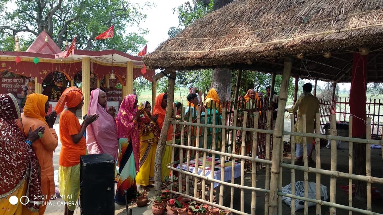 चैत्र नवरात्र आज से, सज गए देवी मंदिर