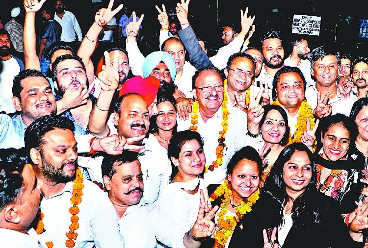 9th Time NK Nanda Wins Chandigarh District Bar Association Elections