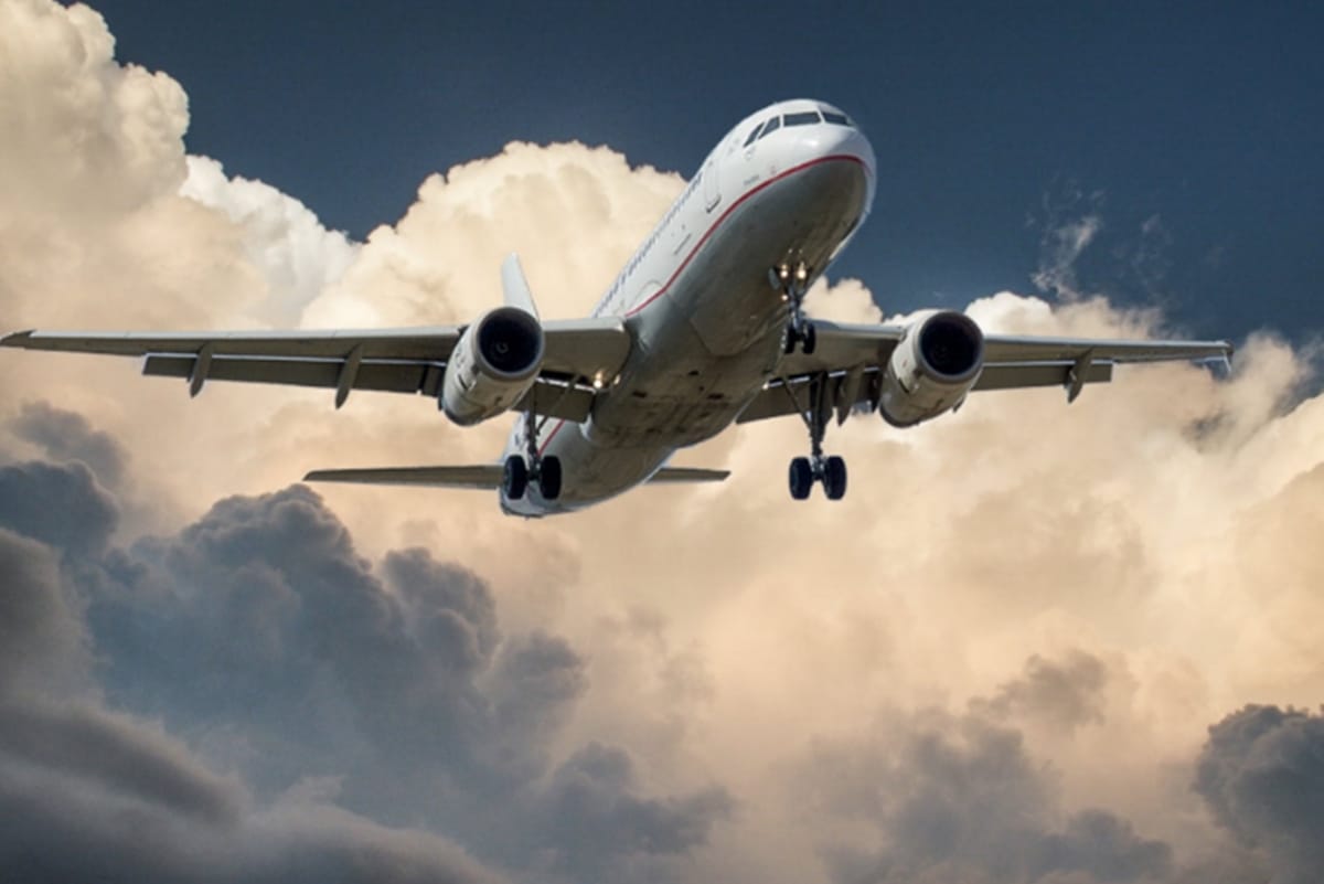 Canada: Scary incident shared on Facebook by woman trapped in Plane