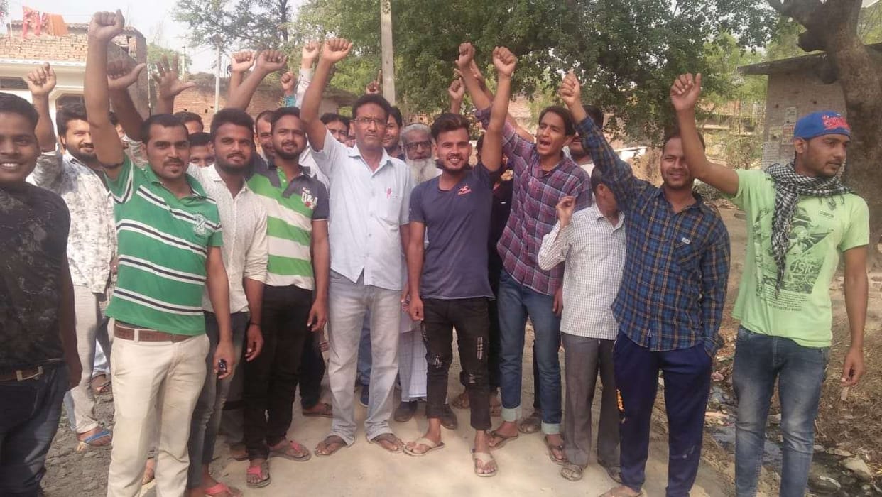 Demonstration on road blocking