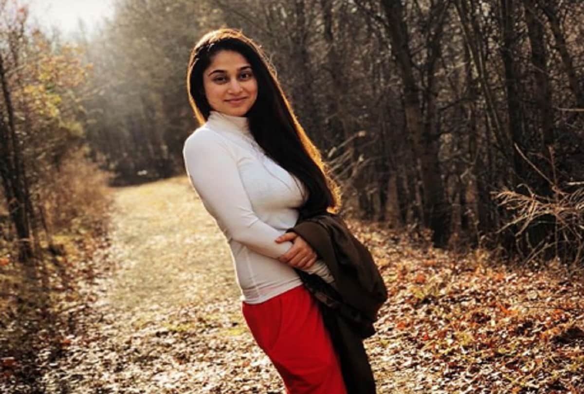 Soumya Seth Birthday Know About Actress Personal Life and Career
