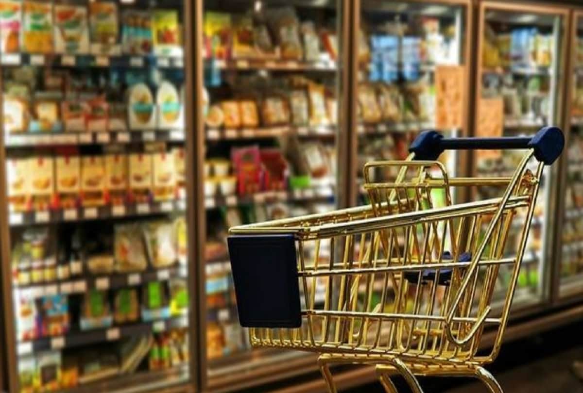 NewZealand PM Jacinda Ardern pays for groceries bill of a woman at supermarket who forgot purse