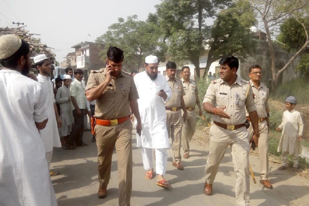 Conflict between the two side in biryani party at Muzaffarnagar and many people injured