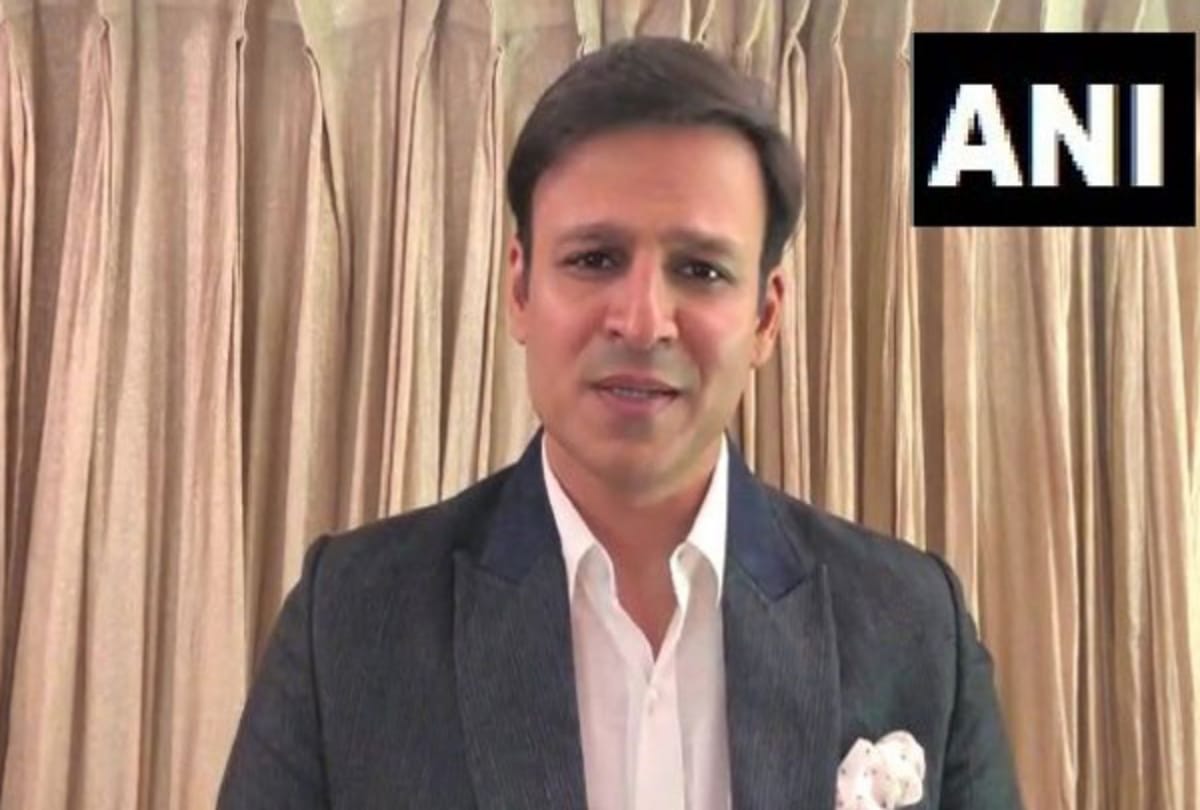 election commission watched pm modi biopic vivek oberoi gave positive reaction
