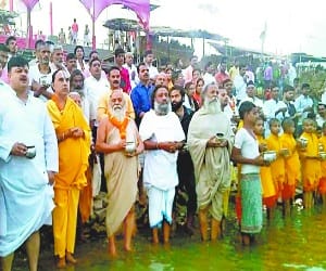 Welcome to Hindu New Year by giving rise to rising sun