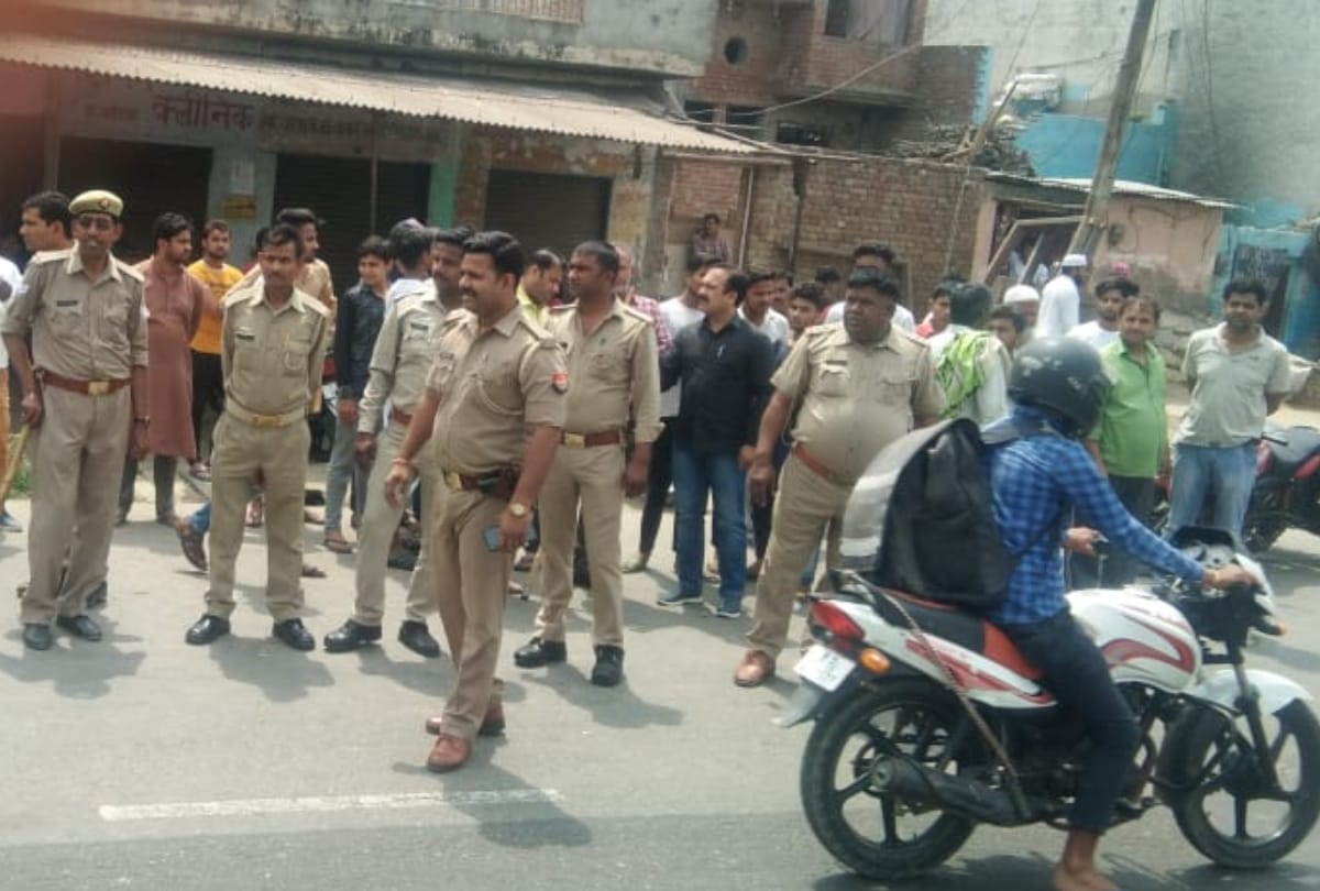 child killed in road accident in bulandshahr
