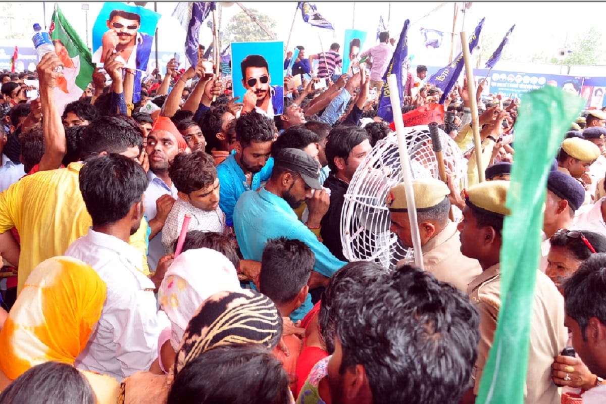 SP BSP and RLD joint rally in deoband and leaders request to supporters that poster down