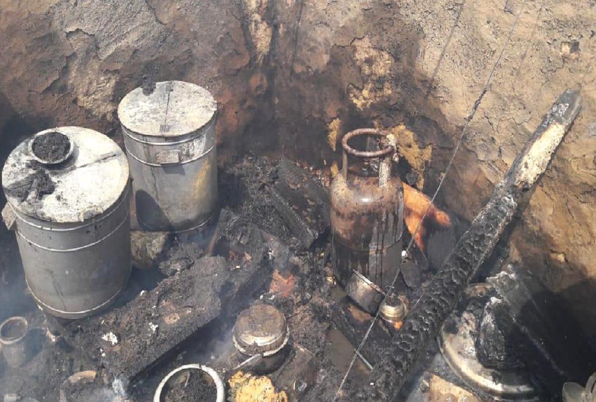 Fire at home while cooking food mother and son died in badaun
