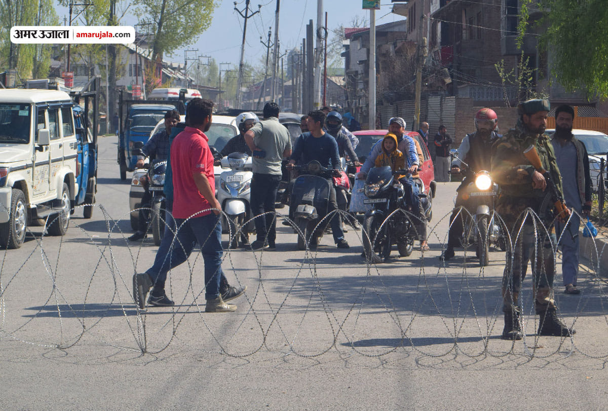 Centre government starts withdrawing paramilitary forces from Jammu Kashmir, troops moved to Assam