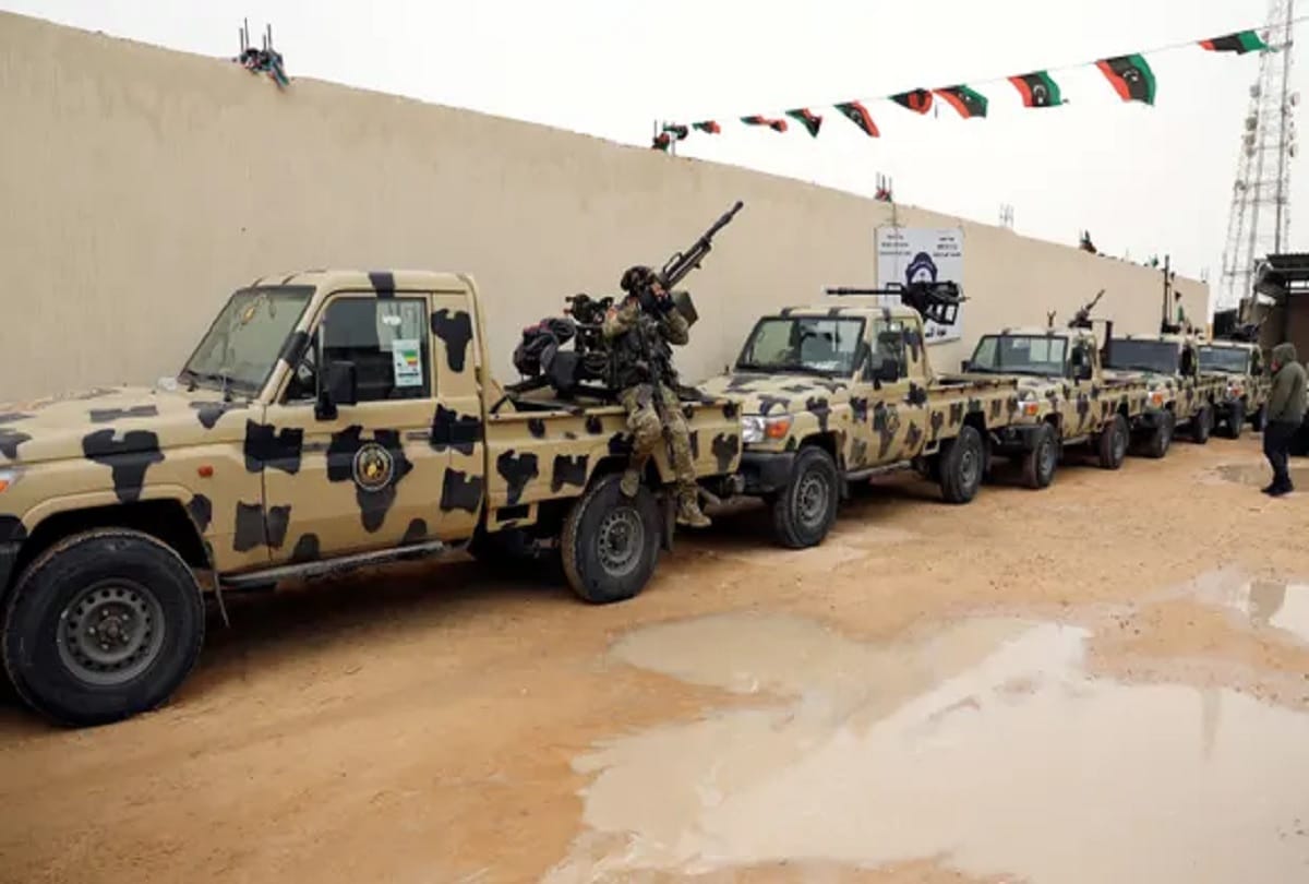 Libya crisis sweeps, rebel forces move to capital