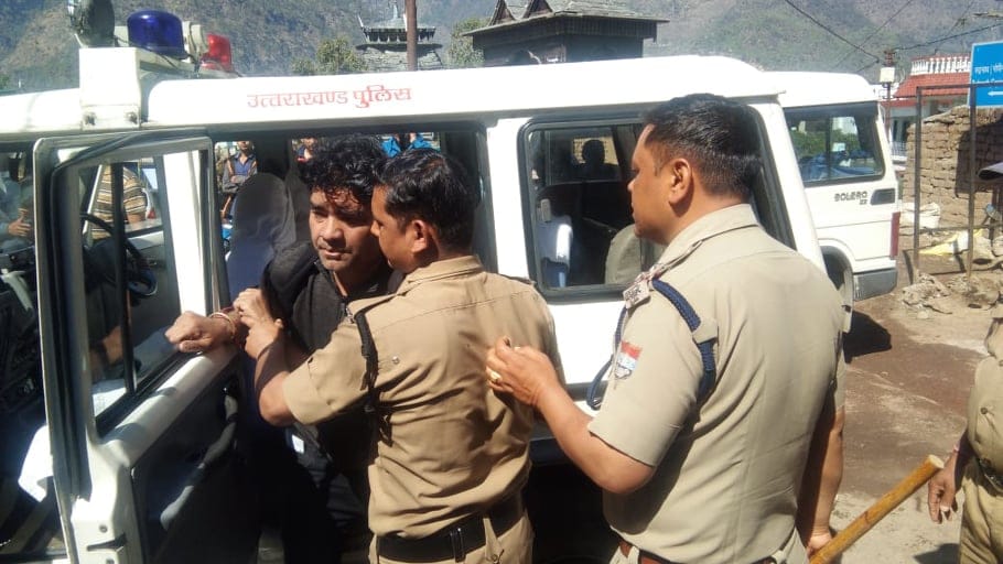 Lok sabha elections 2019 Drunk Suspected Sector Magistrate ruckus in chamoli