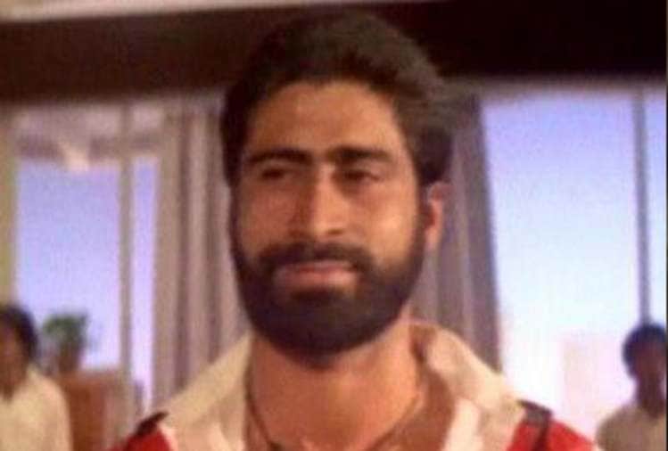 bollywood villain manik irani disappear popular as billa