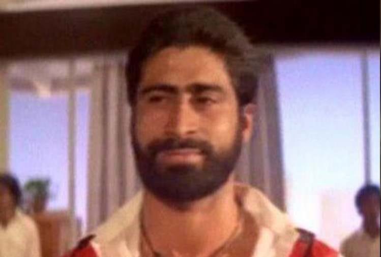 bollywood villain manik irani disappear popular as billa