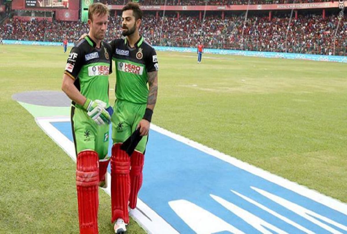 Coronavirus: Faf du Plessis donates his bat, Pink ODI jersey to raise funds