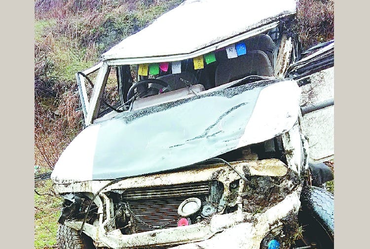 खनयार में गिरी जीप, दो सगी बहनों की मौत