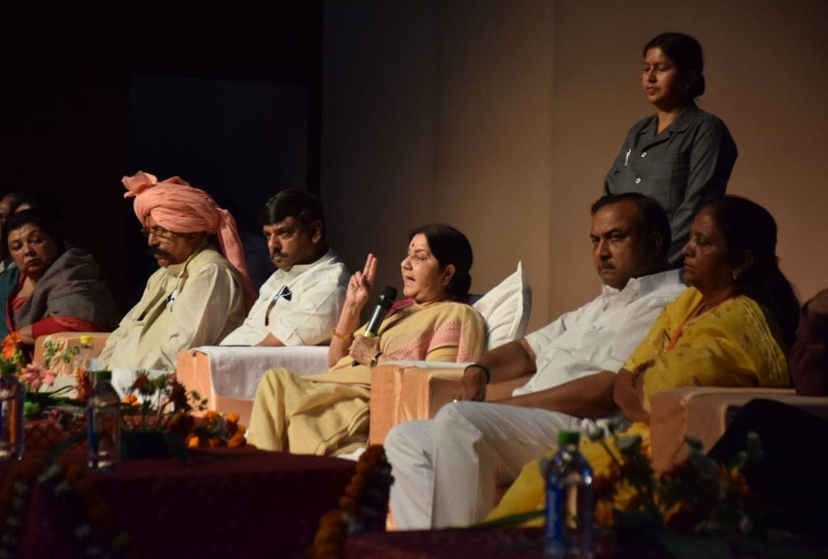 lok sabha elections sushma swaraj addressed vijay sankalp cyber warrior conference