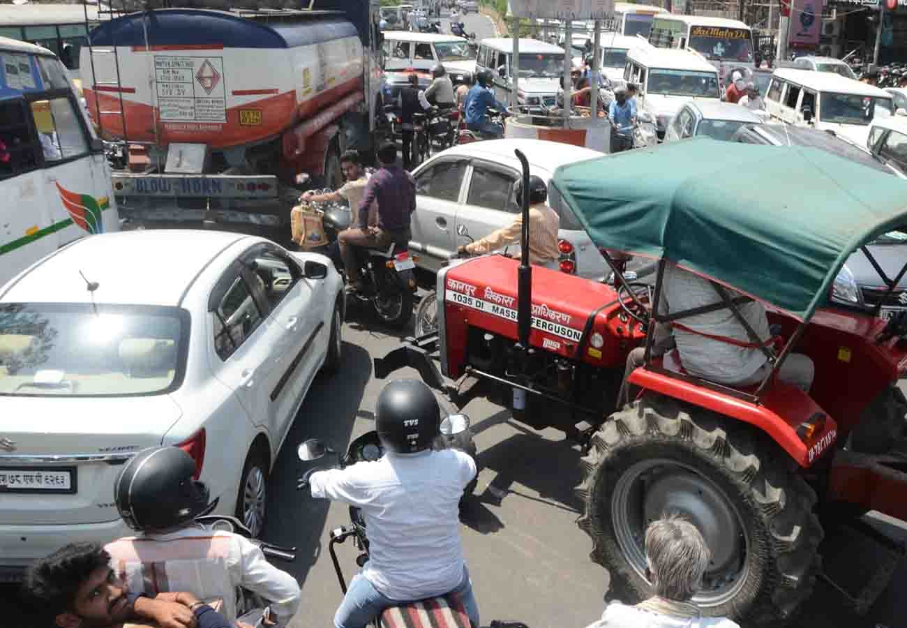 Jam due to nomination of different parties candidate lok sabha election 2019