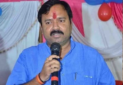 Congress candidate Rajaram Pal has 30 thousand rupee cash lok sabha election 2019