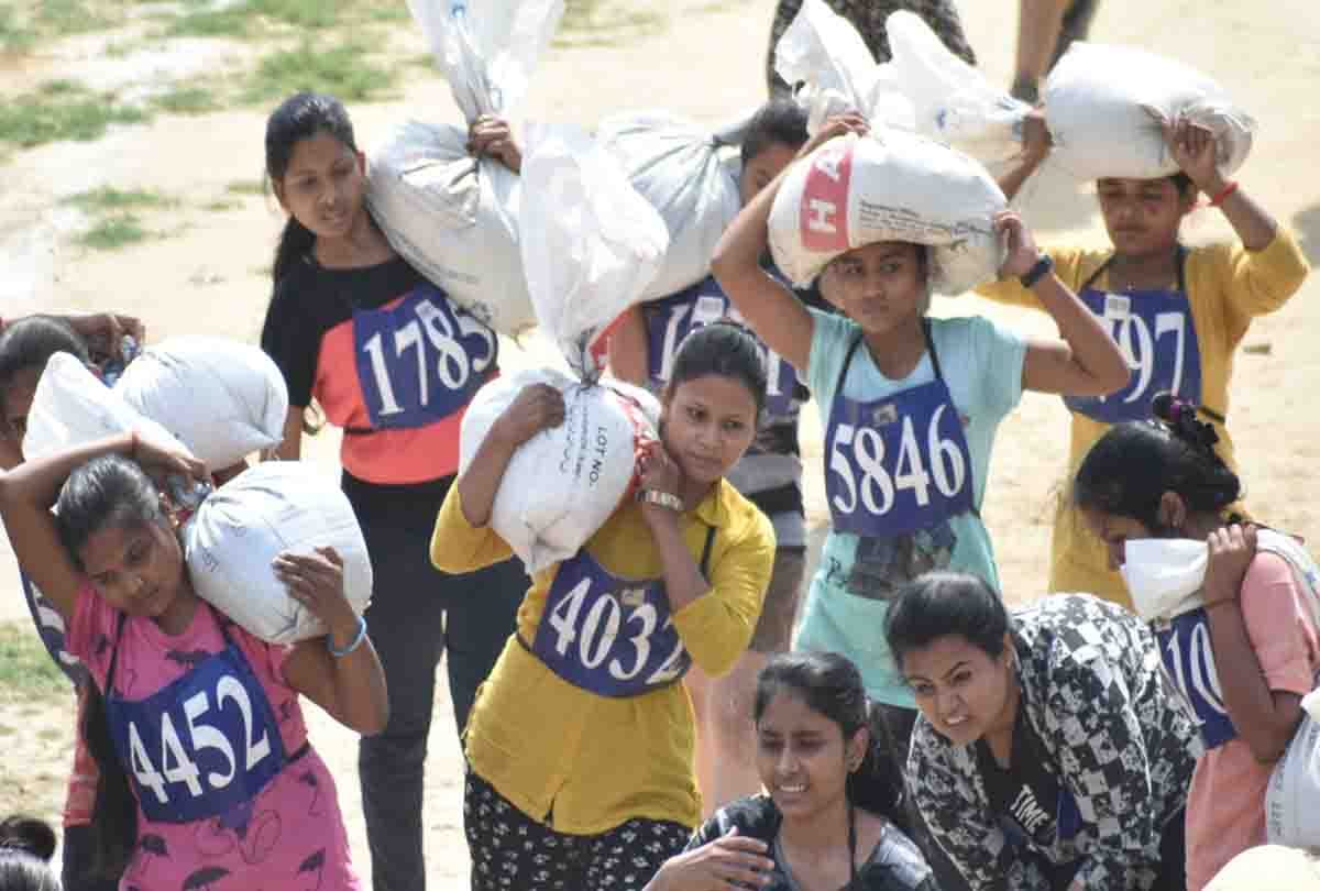 Surying a sand sack in midday, MSc pass Rajalakshmi