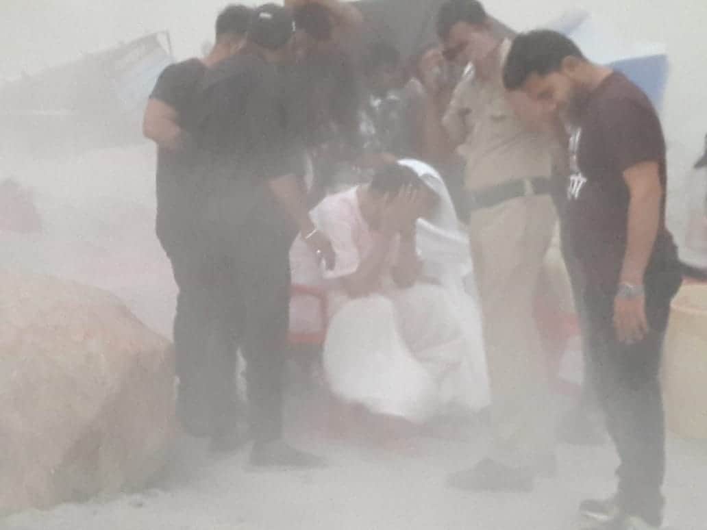 actress Mallika Sherawat hiding her face during shooting in rishikesh